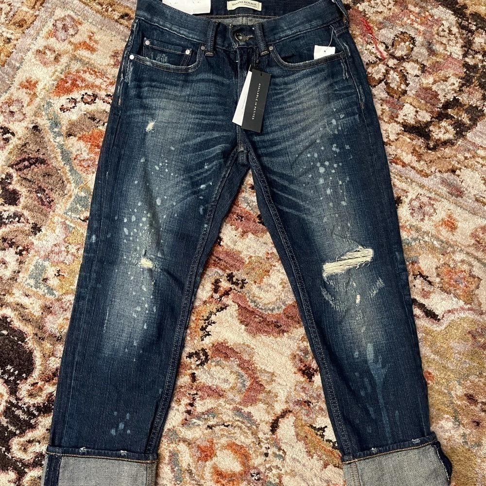 𝅺BANANA Republic Ripped Jeans
